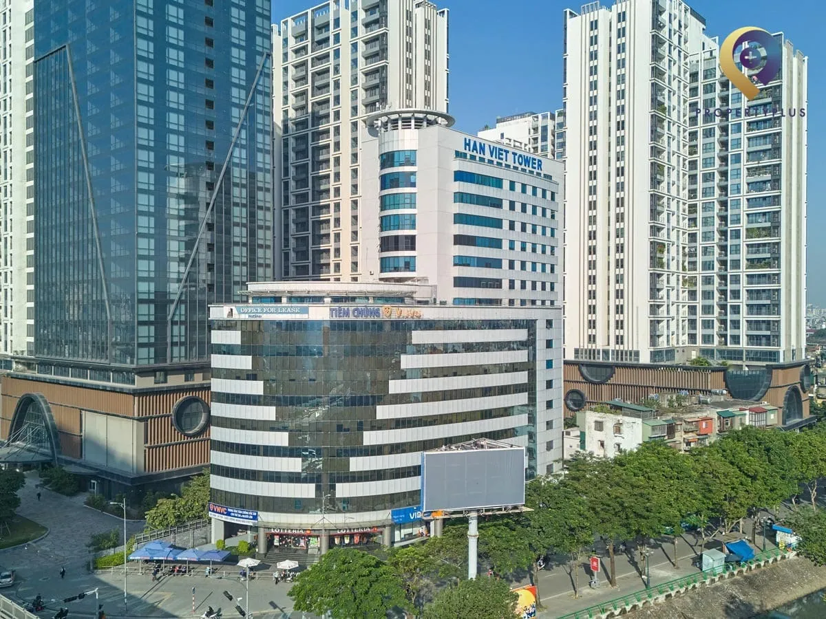 Tòa nhà Hàn Việt Tower nhìn từ phía Minh Khai, Hà Nội - hình ảnh từ Property Plus